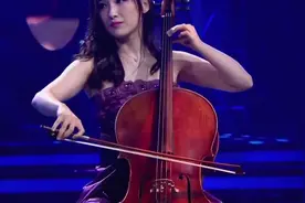 二胡合奏，二胡与大提琴演奏（铁血丹心），非常好听视频封面