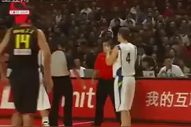 回顾中国男篮VS巴西斗殴视频，“拳王”朱芳雨成名之战！视频封面