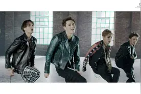 EXO《CALL ME BABY》正式版MV