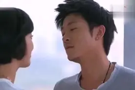 丈母娘住院，穷女婿的一个电话，医院最好的医生来会诊，女友懵了视频封面