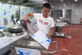 厨师长的厨具和配件终于全部到齐了，先简简单单整理一下