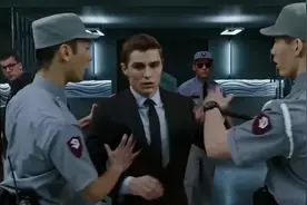 炫酷的卡牌技巧能玩的如此魔性，这么多人难道都是“瞎子”