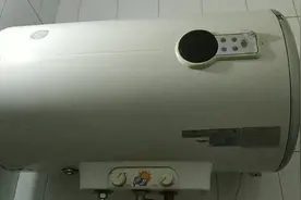 电压不稳定，造成电器接二连三的损坏！这种问题典春轻松就能搞定视频封面