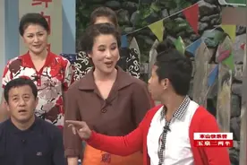 宋小宝小马褂红色高跟鞋，头发竖起玩混搭，一出场谁与争锋视频封面