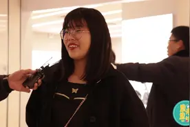 和男朋友接吻能接受他嘴里有烟味吗？妹子直言不讳，回答太直接了