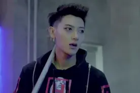 黄子韬 - 我是大主宰 官方版视频封面