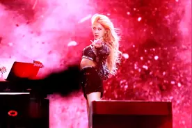 BLACKPINK ROSÉ 澳洲有一种玫瑰叫朴彩英视频封面