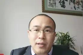 基础医学与临床医学的区别是什么，基础医学能学吗？视频封面