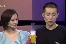 真相123：干冰放到饮料中为何会有烟雾？专家讲解其原理，学习了