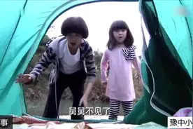 妹妹不慎掉入河中，不料傻哥哥看见了，不顾自己安危救妹妹视频封面