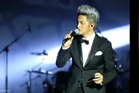 俞灏明演唱《其实我还好》，听完不禁泪流满面，歌词太感人了视频封面