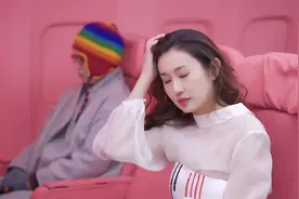 情景喜剧：当伤心的时候有人陪着你伤心，你就不伤心了！视频封面