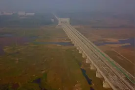 航拍南水北调沙河渡槽，世界上规模最大的渡槽工程视频封面