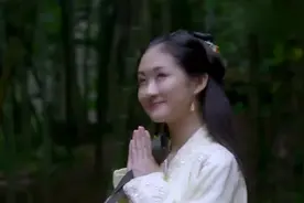 影视：公主生了九个儿子，终于盼来了一个女儿，全家人把她宠上天视频封面