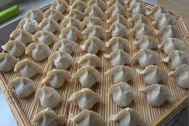蘑菇水饺这样调馅太好吃了，鲜香味美，营养丰富，孩子说能吃20个