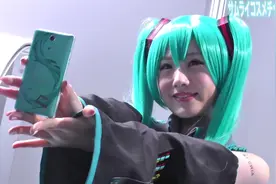 东京电玩展糖果美女初音Miku，COSPLAY装扮，很是甜蜜迷人视频封面
