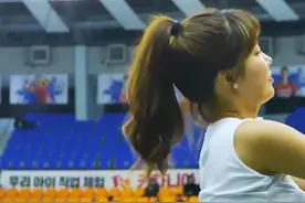 可爱甜美啦啦队，有这样的啦啦队给我加油，我比周琦强。视频封面