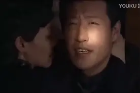 五号特工组：火车临时检查，厕所却打不开，里面的画面惊呆了！视频封面