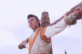 隋唐英雄：罗通盘肠大战王不超，罗成唯一传人重伤在身，奄奄一息
