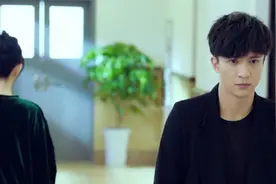 薛之谦一首《我害怕》，唱哭的不是我们，是不堪的回忆！视频封面