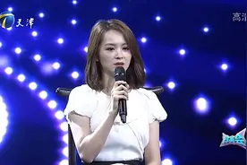 群英会：邓莎一人分饰两角尽显高超演技，把主持人都代入情境中！视频封面