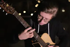 纯音乐《Attention（注意）》（吉他）-Alexandr Misko视频封面