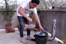 花蛤蒸着吃才过瘾，再也不用担心吃出沙子，不用一滴油味道更鲜美