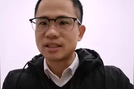 在汽车4s店跟汽贸买车，哪个好？先搞清楚他们的关系，谨防被坑视频封面