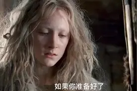 爸爸和女儿逃进森林生活，为了这一天，他们准备了15年视频封面