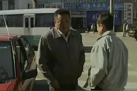 打黑风暴：黑老大垄断啤酒生意，谁要不听话，直接就开砸！视频封面