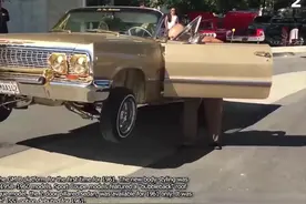 6辆疯狂的低趴液压跳跃汽车，看着有点可爱