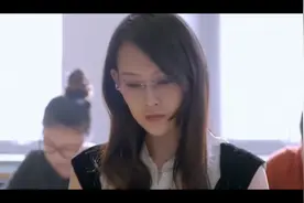 Xgirl：学校来了位美女老师，原本空荡荡的教室一下子全坐满了视频封面