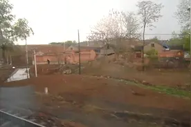 太焦铁路山西境内，列车进西阳村站【晋城至长治段】铁路沿线风景视频封面