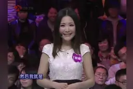 经历太奇葩，小哥为搓澡光着走来走去！老郭爆笑调侃！视频封面