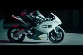 小米旗下的国产超跑电动摩托车，2.9秒破百，极速可达200km