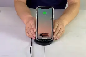 小米立式无线充电器，开箱体验，20w快充半小时充满，网友：速度