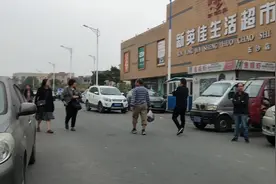 顺德跟广州交界地也有个五沙市场，摆摊免费，看这场景，人多吧！视频封面