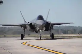 美空军/国民警卫队F-35A“闪电Ⅱ”隐形战机，（传统起飞、着陆）视频封面
