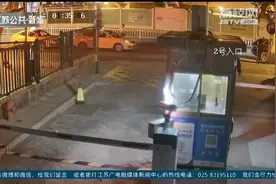 男子醉酒挪车10米被抓不承认，交警调监控证明：只要启动就不行！视频封面