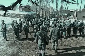 亮剑：一个团队得领导者决定团队得风，看看李云龙怎么带团队的视频封面