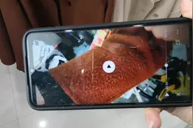 小罗开门市10几年了，第一次有人投诉说衣服起球了！咋回事？视频封面