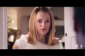 此时无声胜有声，比较浪漫，也是表达爱的一种方式！