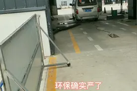 10年的五菱神车做年审 看看五菱的表现如何 分享你们的审车经历视频封面