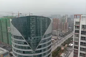 在怀化这个地方的高楼大厦最集中，会是下一个城市中心吗？视频封面