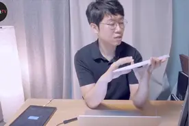 测评：iPad连接键盘后，办公效率会得到提升吗？视频封面