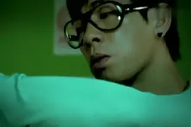 陈小春《离不开你》赖著你每一天离不开你 再耽误多一秒都不愿意视频封面