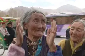日本演员火车旅途西藏,敬佩朝拜得奶奶:为世界祈福，让我很惊讶！视频封面