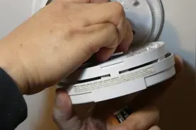 烟雾报警器长时间滴一声报警，是什么原因