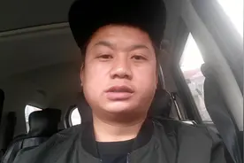 4月19日武汉今天大堵车了，车流量很大整个长江二桥堵满了车。视频封面