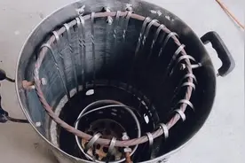 帅哥打造万能烧烤吊炉，烤肉烤串无油烟神器！视频封面
